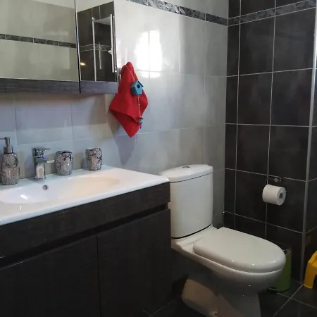 The Place To Be Apartment *