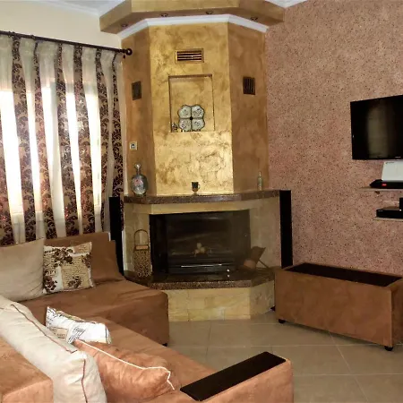 The Place To Be Apartment *